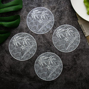 Kokospalm & golfpatroon ronde PVC-onderzetters Hittebestendige antislip tafelonderzetters Tafelornamentdecoraties - Product Image 2