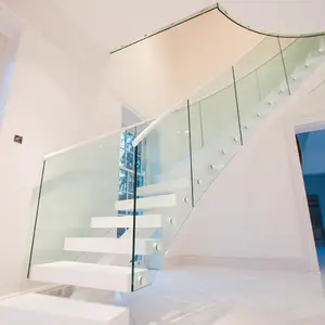 Marche moderne droite en L, en verre et bois, Design d'intérieur, Mono, escalier