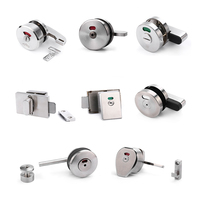 Accessoires pour cabines de toilettes en phénolique