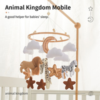 Mobile Bayi Safari Singa Gajah Jerapah Zebra Bulan Bintang Metalik Lingkaran Kayu Dekorasi Kamar Bayi Netral Buatan Tangan Hadiah Bayi Baru Lahir