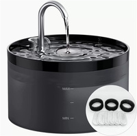 Fontaine à eau pour animaux de compagnie (chiens et chats) 2,2 L, design tendance, ultra-silencieuse, pompe en plastique activée par filtre à charbon, robinet automatique pour eau fraîche