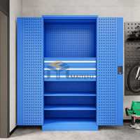 Armoire à outils verrouillable en acier laminé à froid épaissi avec panneau perforé intérieur et tiroirs multiples pour le stockage d'outils industriels lourds