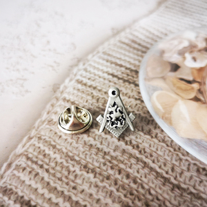 Spilla da Bavero Massonica, Distintivo Massoneria, Massone BLM42, <span class=keywords><strong>Argento</strong></span> Anticato, <span class=keywords><strong>Cavaliere</strong></span>, Dimensioni 1.2*1.6cm, Simbolo, Regalo, Accessorio - Product Image 5