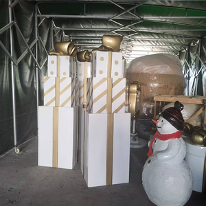 Décoration <span class=keywords><strong>de</strong></span> Noël en fibre <span class=keywords><strong>de</strong></span> verre, grandes boîtes cadeaux, boîte cadeau géante <span class=keywords><strong>de</strong></span> Noël en résine pour l'extérieur, pour les fêtes - Product Image 3
