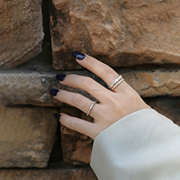 Bague ouverte fendue martelée en argent 925 bijoux de bande réglable minimaliste pour les femmes vêtements de tous les jours et accessoire de déclaration empilable