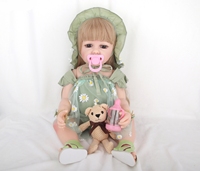 Neues Design: 55 cm Silikon-Reborn-Babypuppe – Mädchenpuppen mit Rock, geflochtenem Haar und Hosenträgerhose als Begleitpuppe