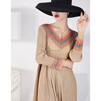 Robe plissée Miyake grande taille à manches courtes, ample et décontractée, pour mariage, fête de Pâques, imprimé floral noir et blanc, boutonnée, à franges, pour femme