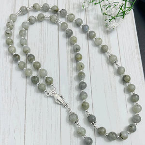 Chapelet personnalisé en perles de labradorite, bijoux catholiques, charme de Notre-Dame de Grâce, centre de table, <span class=keywords><strong>cadeau</strong></span> pour la première <span class=keywords><strong>communion</strong></span> - Product Image 4