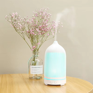 <span class=keywords><strong>Diffuser</strong></span> minyak esensial USB untuk rumah kantor, pelembap udara ultrasonik kabut dingin dengan 7 warna lampu malam <span class=keywords><strong>LED</strong></span>, penyebar Aroma <span class=keywords><strong>Mini</strong></span> - Product Image 6