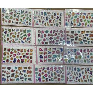 Adesivi di Carta 3D Lucidi e Gonfiati con Cartoni Animati, Impermeabili, Fustellati, Design Divertenti, Confezione Assortita per Lavoretti per Bambini e Decorazioni Festive - Product Image 1