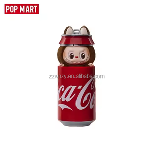 Scatole Misteriose Originali e Legittime Popmart Labubu The Monsters Serie Coca-Cola con Faccia in Vinile Simpatiche Action Figure e <span class=keywords><strong>Bambole</strong></span> Peluche - Product Image 4