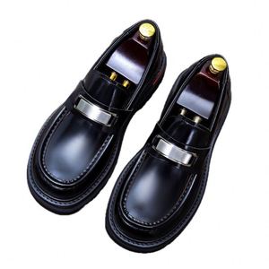 รองเท้าหนังผู้ชายเสริมส้นหนา พื้นหนังวัวแท้ทั้งสองด้าน ใส่สบาย - Product Image 4