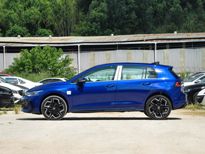 Auto Sedán Inteligente V--W <span class=keywords><strong>Golf</strong></span> 2025 con Cabina Digital Mejorada y Opción <span class=keywords><strong>E</strong></span>-<span class=keywords><strong>Hybrid</strong></span> Ecológica - Product Image 4