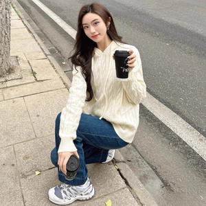 कम moq कस्टम लोगो rl स्वेटर केबल बुनाई महिलाओं को सर्दियों के लिए बुना हुआ ऊन स्वेटर - Product Image 4