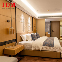 Ensemble de chambre d'hôtel en bois de pin massif éco-responsable IDM Hospitality - Villas de luxe, appartements - Design moderne personnalisable, solution tout-en-un