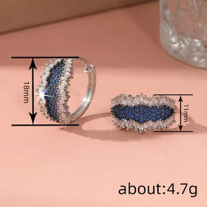 Orecchini a Cerchio di Lusso in Oro Bianco con Zaffiri, Argento 925 con Incastonatura a Canale, Taglio Baguette, Gioielli Raffinati da Donna per Matrimonio - Product Image 5