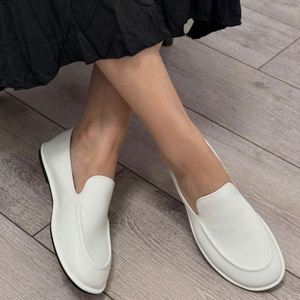Minimalist Style Leather Flat <b>Shoes</b> with One Foot Design for Comfortable Commuting and Lazy Women's <b>Shoes</b> - Product Image 3