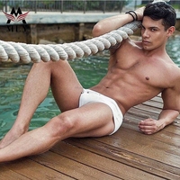 Maillots de bain pour hommes, slips de bain taille basse, shorts de surf pour hommes, vêtements de plage