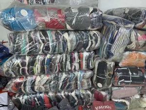 Factory Wholesale Women's Fashion Style Clothing Apparel Stock T-Shirts Dresses and Pants Skirts with Random <b>Shipping</b> - Product Image 3