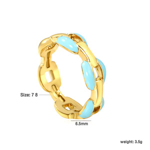 Anillo Geométrico de Acero Inoxidable Chapado en Oro con Incrustaciones Rosas, Azules y Blancas para Mujer, Joyería de Uso Diario RI1493 - Product Image 5