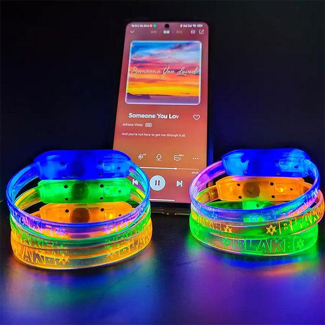 Wholesale Sound Activated & RF Remote Control LED Wristbands Silicone Glow Bracelets for Concert Events and Parties