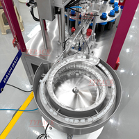 Machines de remplissage et de bouchage automatiques de gloss à lèvres en stock direct d'usine avec alimentation interne pour gloss à lèvres, anticernes, mascara, cosmétiques