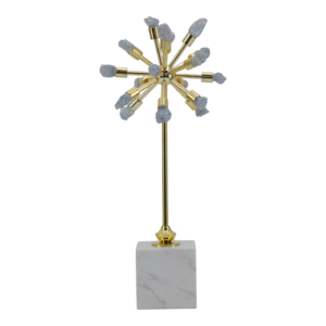 Sculpture décorative en marbre en forme d'étoile avec finition dorée et accents en pierre pour la décoration de la maison, du bureau, ou comme ornement de table basse - Product Image 1