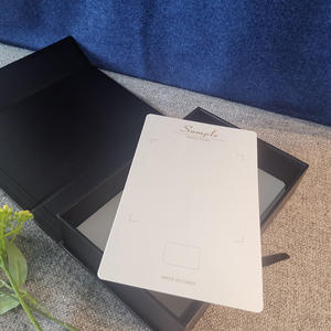 <span class=keywords><strong>Catalogue</strong></span> <span class=keywords><strong>de</strong></span> Nuanciers <span class=keywords><strong>de</strong></span> Tissus en Gros en Stock avec Logo Personnalisé pour l'Industrie du Textile <span class=keywords><strong>de</strong></span> <span class=keywords><strong>Maison</strong></span> et <span class=keywords><strong>de</strong></span> l'Articles Ménagers - Matériau Carton - Product Image 4