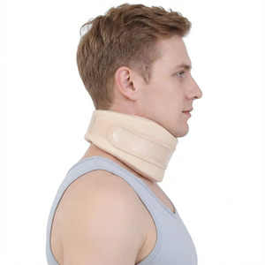 ปลอกคอโฟมนุ่มสำหรับพยุงคอ บรรเทาอาการปวดคอ ช่วยในการฟื้นฟูและนอนหลับสบาย พร้อมอุปกรณ์ดึงคอแบบแข็ง - Product Image 4