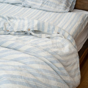 ชุดเครื่องนอนผ้าลินินธรรมชาติ ชุดผ้านวมพร้อมปลอกหมอน ชุดผ้าปูที่นอนเพื่อสุขภาพ ลายทาง - Product Image 1