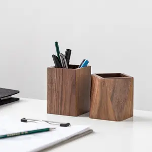 अनुकूलन योग्य हेक्सागोनल अखरोट पेन धारक विशेष डिजाइन लकड़ी के सिलेंडर डेस्कटॉप भंडारण डिब्बे और बक्से घरेलू सामान