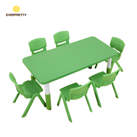 Meubles personnalisés pour les écoles maternelles et les garderies, table et chaises réglables en hauteur pour la maternelle, 6 places, en plastique vert