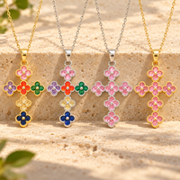 Collier pendentif trèfle à quatre feuilles ARNAN, zircon couleur gelée, bijoux minimalistes uniques, collier tendance pour femmes
