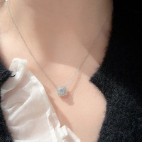 Collier pendentif coussin en argent sterling S925 avec double halo de diamants de laboratoire de 4 mm, chaîne délicate en câble, bijou carré étincelant