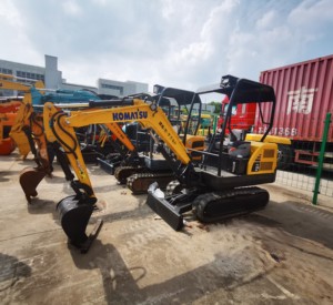 Facile à utiliser, KOMATSU PC20MR, machine de 2 tonnes, moteur puissant de 15,5 kW, moteur diesel, excavatrice d'occasion PC20MR - Product Image 3