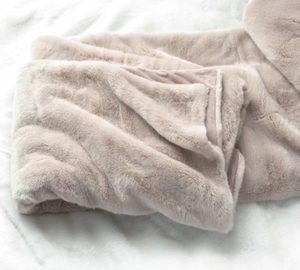 Popular High Quality Ivory Baby Faux Fur Mink <strong>Throw</strong> <strong>Thick</strong> <strong>Blanket</strong> - Product Image 4