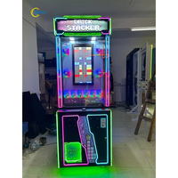 Mesin Game Arcade Koin Kaimi AK-v016 Laris Manis, Mesin Penjual Mainan Elektronik Kaca Hadiah Bahasa Inggris Indoor 1