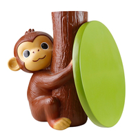 Table basse en résine et fibre de verre en forme de tronc d'arbre avec singe de dessin animé mignon, faite à la main et peinte à la main, verte, pour chambre d'enfant, Feng Shui