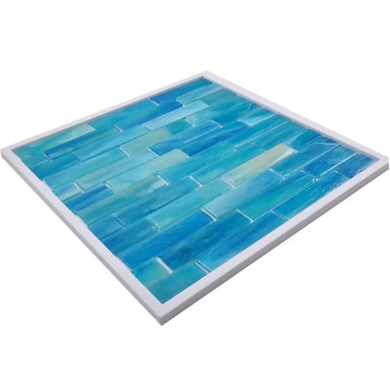 Colorizza piastrelle di mosaico per piscina in vetro blu Mix di alta qualità Jiangsu factory forno varia piastrelle di vetro per piscina a strisce lunghe