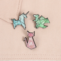 Broches en émail animaux origami mignons, motifs géométriques créatifs en papier plié (Chat, Licorne, Dragon), badges pour sac et revers, bijoux, cadeau pour ami