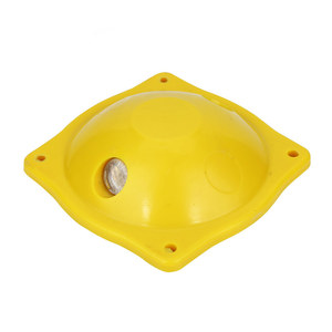 Pieu routier réfléchissant jaune en plastique robuste pour la sécurité routière, pour autoroute et allée - Product Image 1