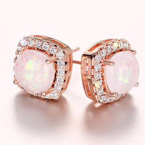 Boucles d'oreilles clous en or blanc E3302 avec opale, serti géométrique, bijoux de mode pour femme, cadeau, style romantique - Product Image 1