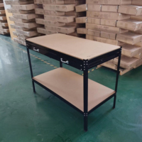 Table de travail de stockage dans l'atelier établi en bois maison bricolage outil bureau pour le travail