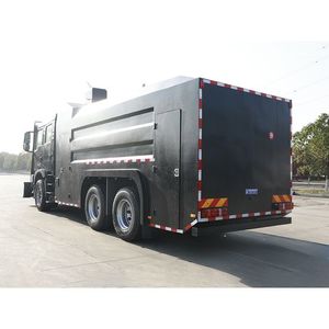 Camión Cisterna de Servicio Pesado para Transporte Seguro y Control de Polvo Industrial con Rendimiento Confiable - Product Image 6