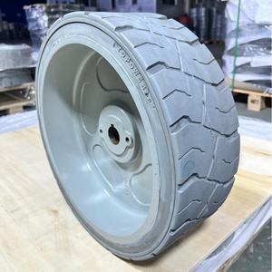 Rueda de Goma Gris 15x5 con Banda de Rodadura Firme, Resistente al Desgaste, Tipo Plano para Genie GS2032 GS2046 GS2632 GS2646 GS3232 GS3246 - Product Image 3