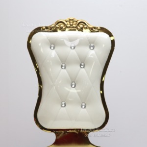 Venta al por mayor barato rey trono Hotel muebles de lujo comercial apilable oro Metal boda decoración sillas para fiestas eventos - Product Image 4