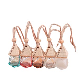 Diffuseur de parfum pour voiture en verre vide en forme de diamant de 6 ml avec bouchon à vis - Product Image 1