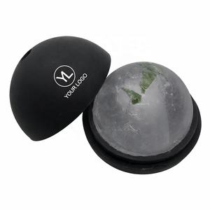 Moule à glaçons sphériques en silicone grand format avec logo personnalisé pour événements d'entreprise et bars - Product Image 1