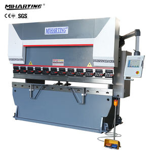 Vente directe d'usine - Presse pour le pliage de tôles avec capacités de 30t/1600, 40t/2500, 160t/4000 - Product Image 1