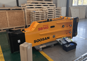Ciseau hydraulique SOOSAN SB140 type boîte silencieux, 165 mm, pour démolition de roche et béton, compatible avec excavatrices de 30 à 45 tonnes - Product Image 6
